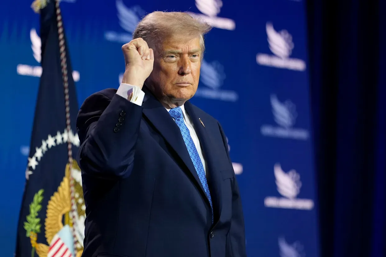 Trump insiste en eliminar la ciudadanía por nacimiento tras revés de la Corte Suprema de EE.UU.