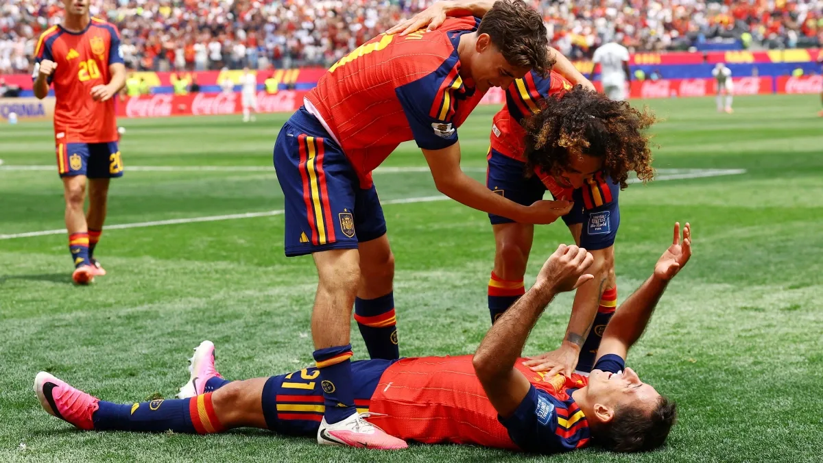 España aplasta a Austria y avanza con autoridad a los octavos de final