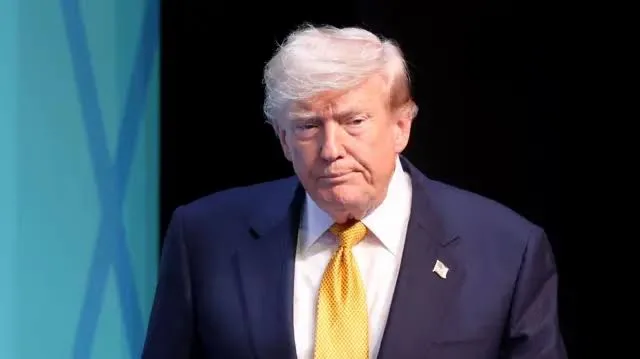 Trump rechaza firmar una ley bipartidista sobre vivienda, aunque entrará en vigor