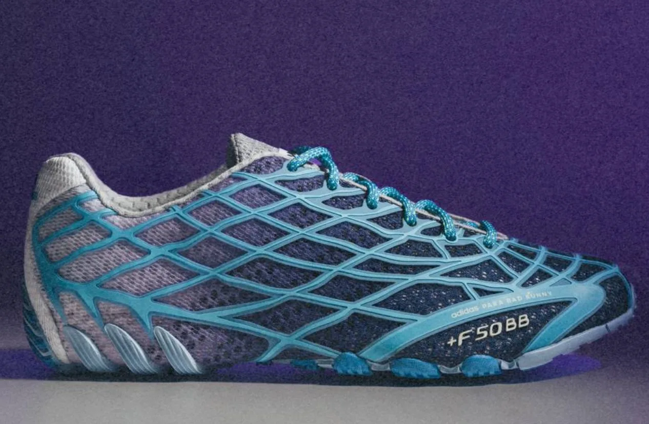 Bad Bunny reinterpreta las Adidas F50 antes de la final del Mundial 2026