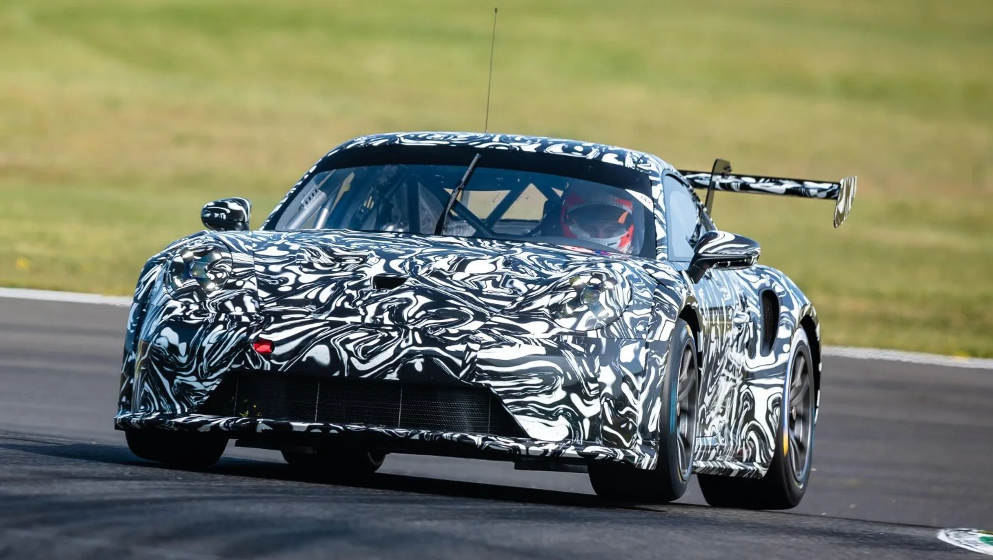 Porsche anuncia nuevo 911 Cup habilitado para competir desde la próxima temporada