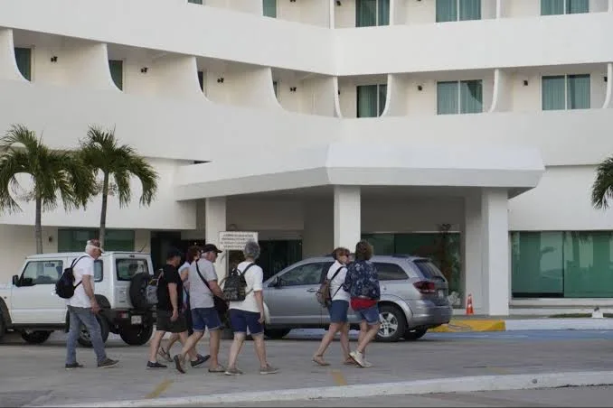 Hoteleros de Campeche recortan 10% de su personal por baja ocupación