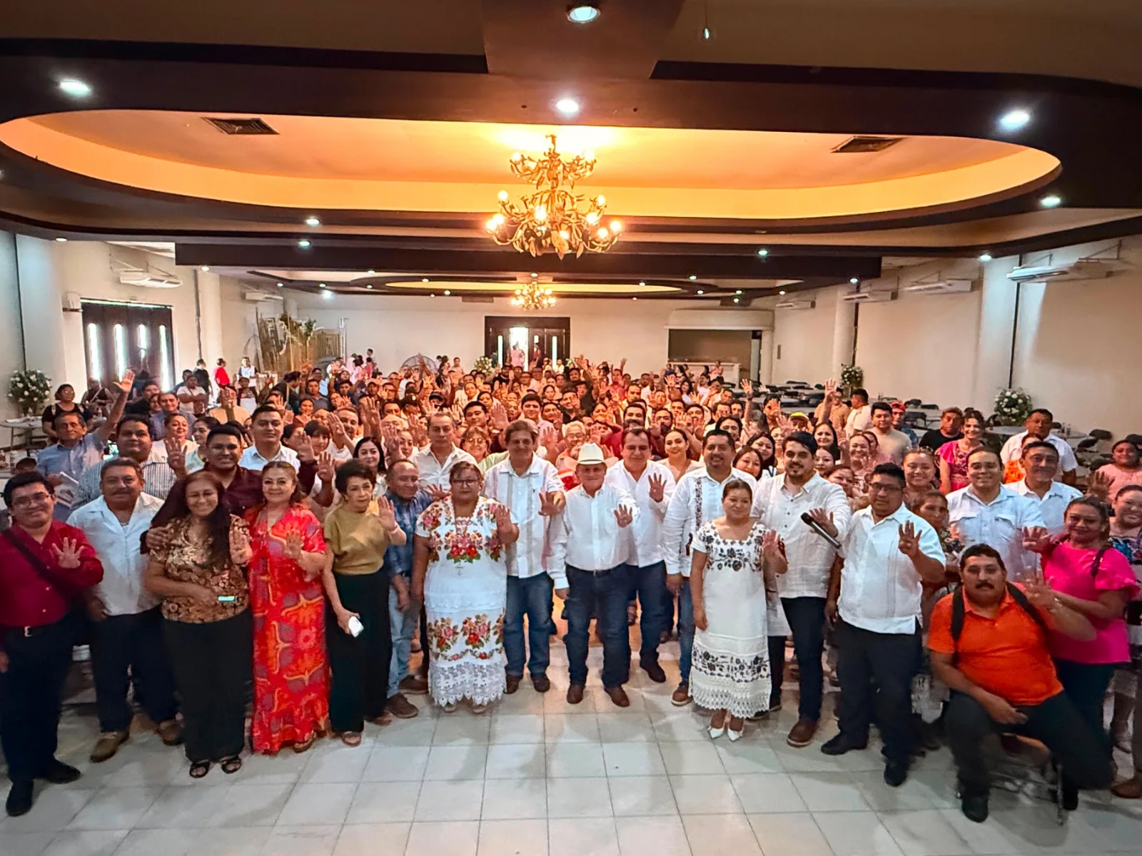 Wilmer Monforte buscará la Coordinación de la Defensa de la Transformación en el Distrito 1 Federal de Yucatán