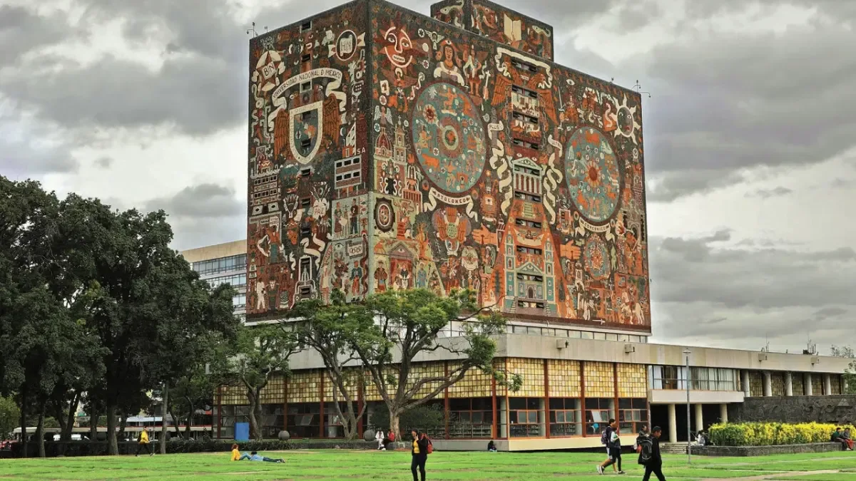 La UNAM enfrenta una crisis por el uso de inteligencia artificial en más de 158 mil exámenes