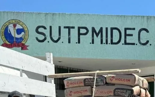 Trabajadores del Ayuntamiento de Campeche exigen renovar dirigencia sindical tras más de tres años sin comité
