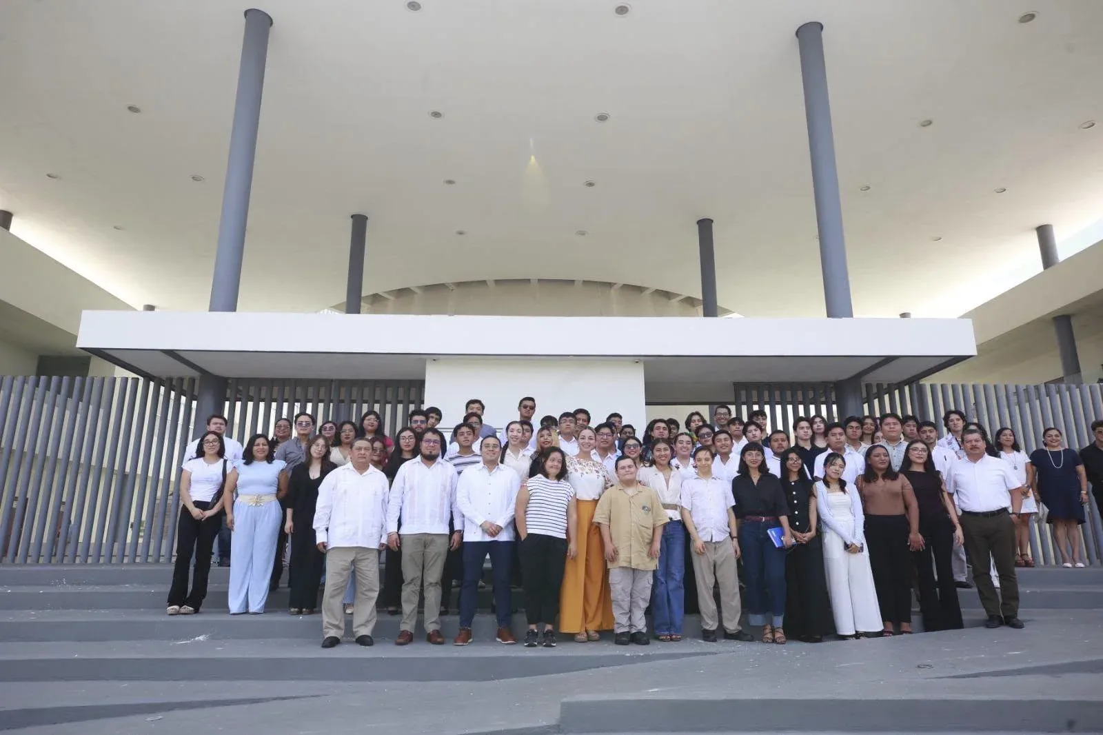 Jóvenes viven la “Experiencia Parlamentaria” en el Congreso de Yucatán rumbo al Parlamento Juvenil 2026