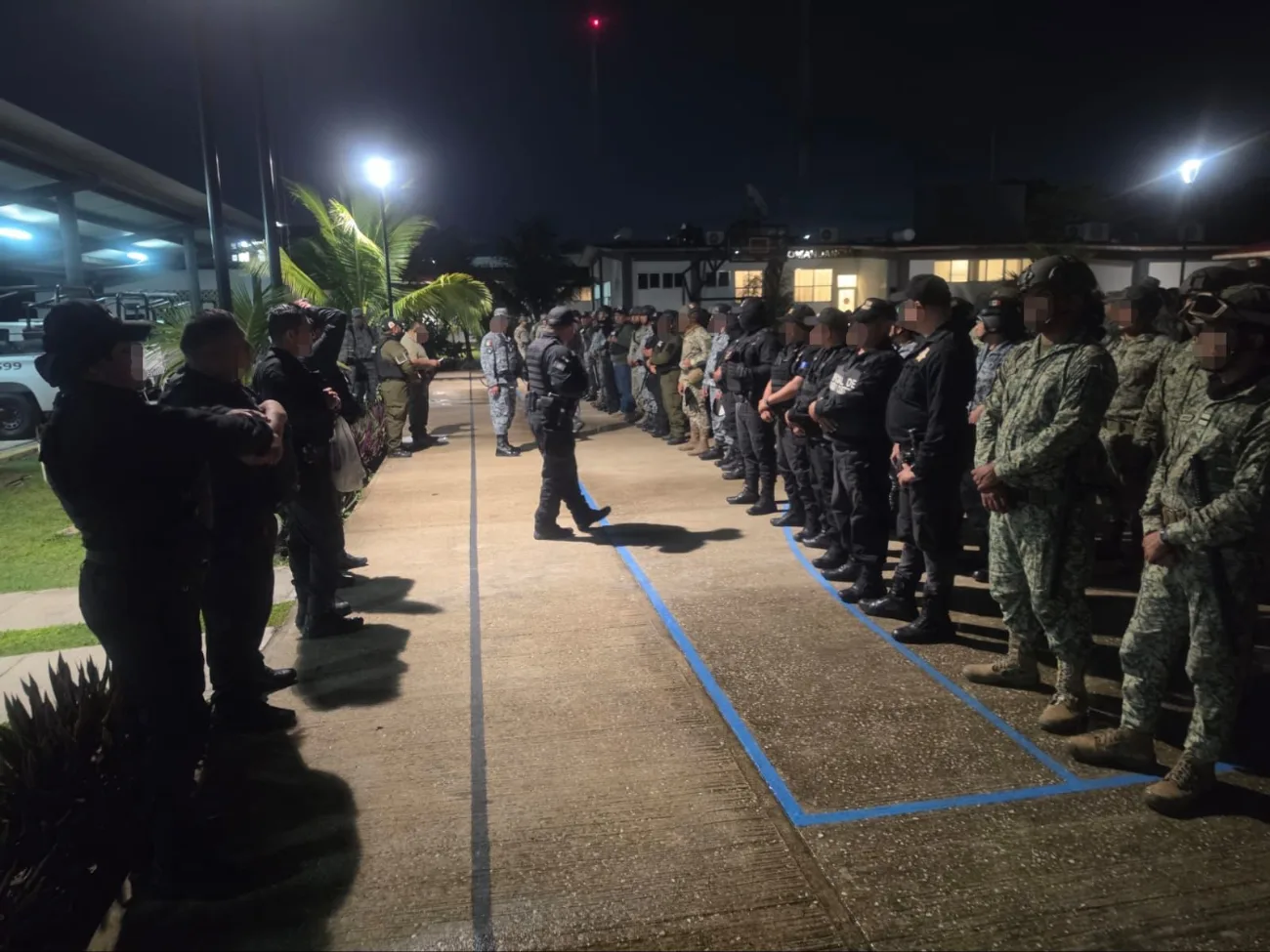 Despliegan operativo sorpresa en el Cereso de Ciudad del Carmen; revisan 89 estancias y 271 internos