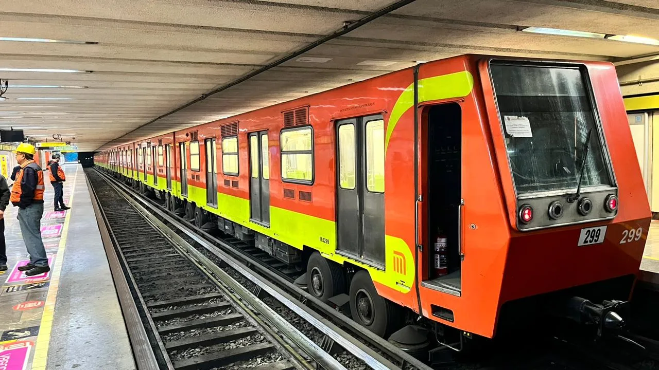 Metro y Metrobús de CDMX registran afectaciones por lluvias y alta afluencia