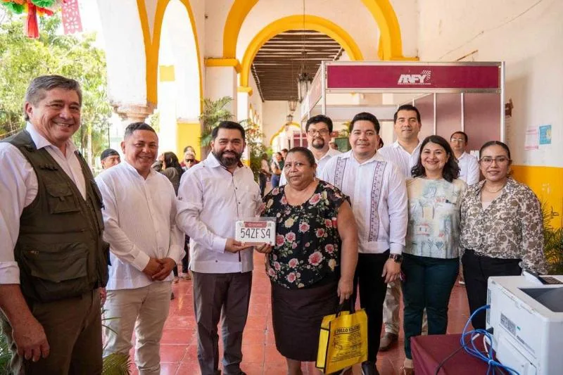 Ventanilla Única Estatal Móvil llega a Espita con trámites estatales y federales