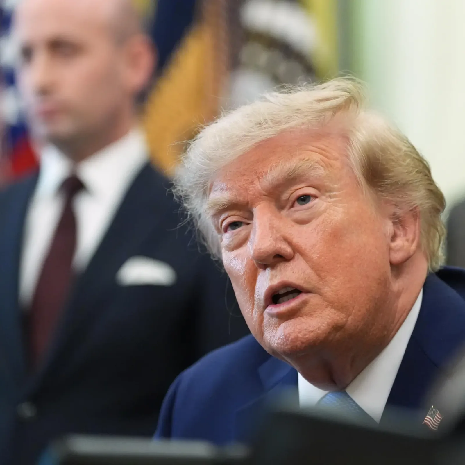 Trump firma nuevas medidas para restringir la ciudadanía por nacimiento y frenar el “turismo de parto”