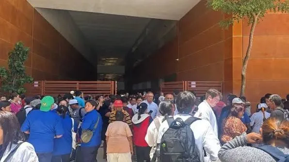 Desalojan el nuevo Hospital O’Horán de Mérida por olor a gas; autoridades descartan fuga