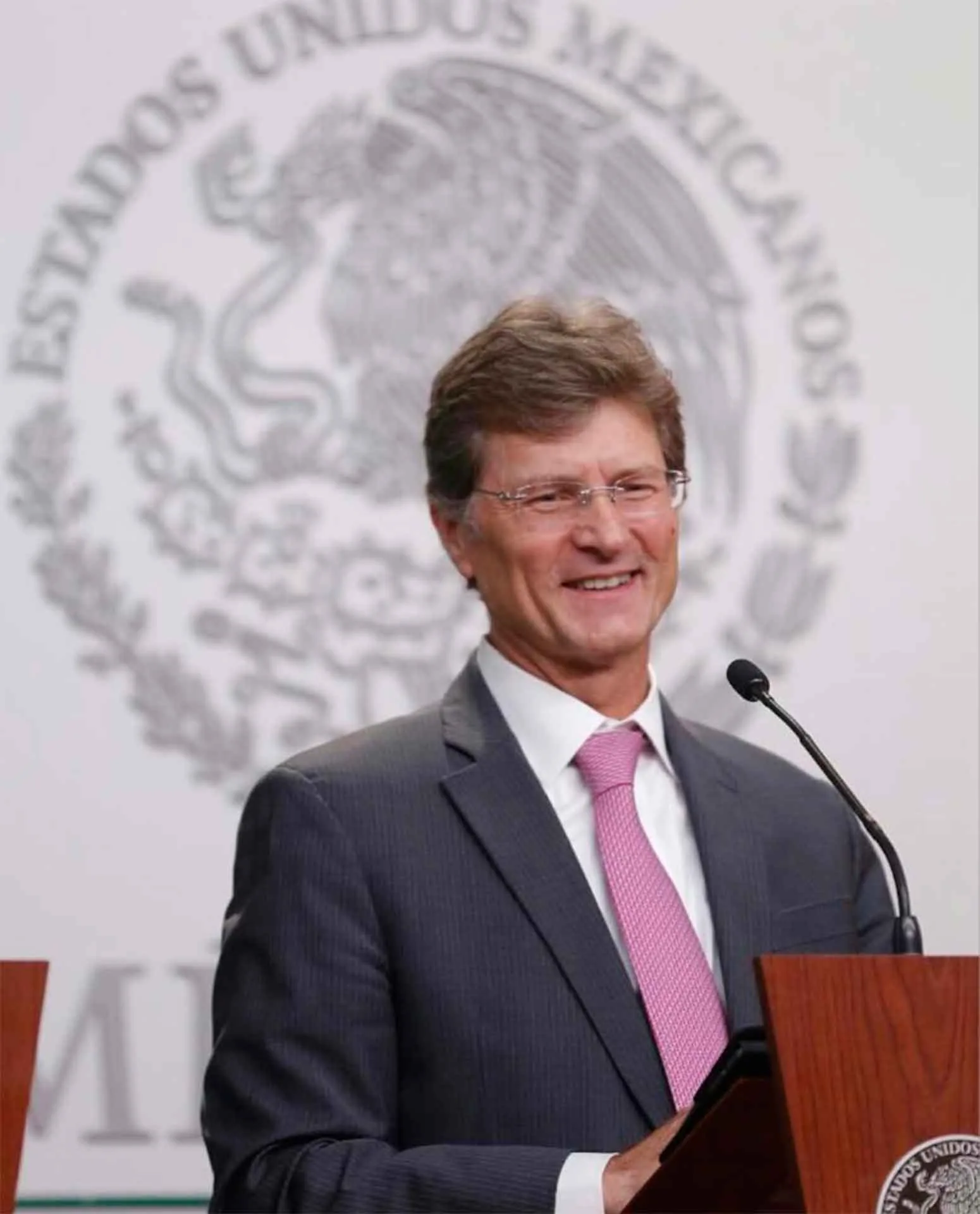 Enrique de la Madrid conducirá ¿Quién quiere ser millonario? en TV Azteca