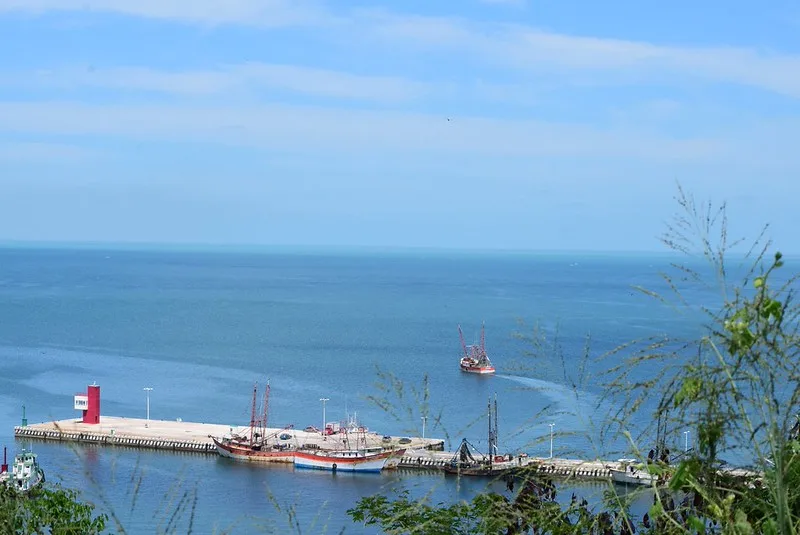 Roban equipos de seguridad y bombas Haskel en plataformas de la Sonda de Campeche