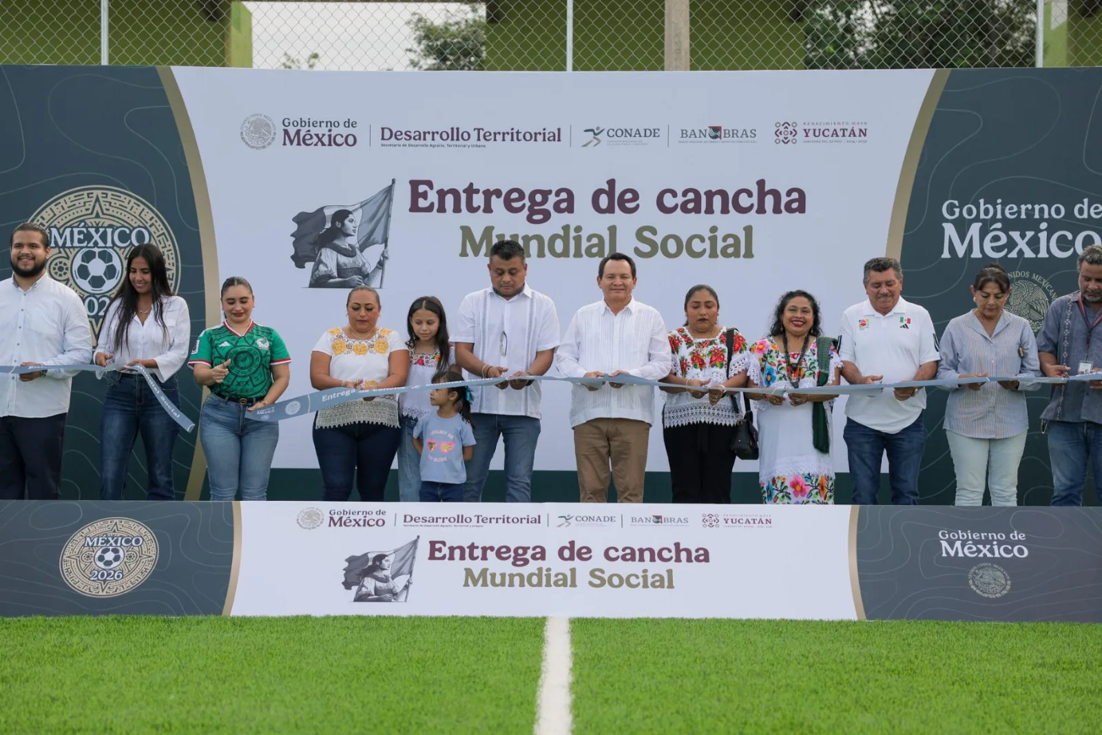 Yucatán fortalece el deporte con nuevas canchas para más de 8 mil habitantes