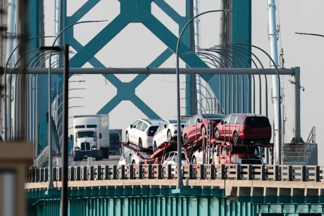 Aranceles de Trump a autos canadienses amenazan con encarecer vehículos en EE. UU.