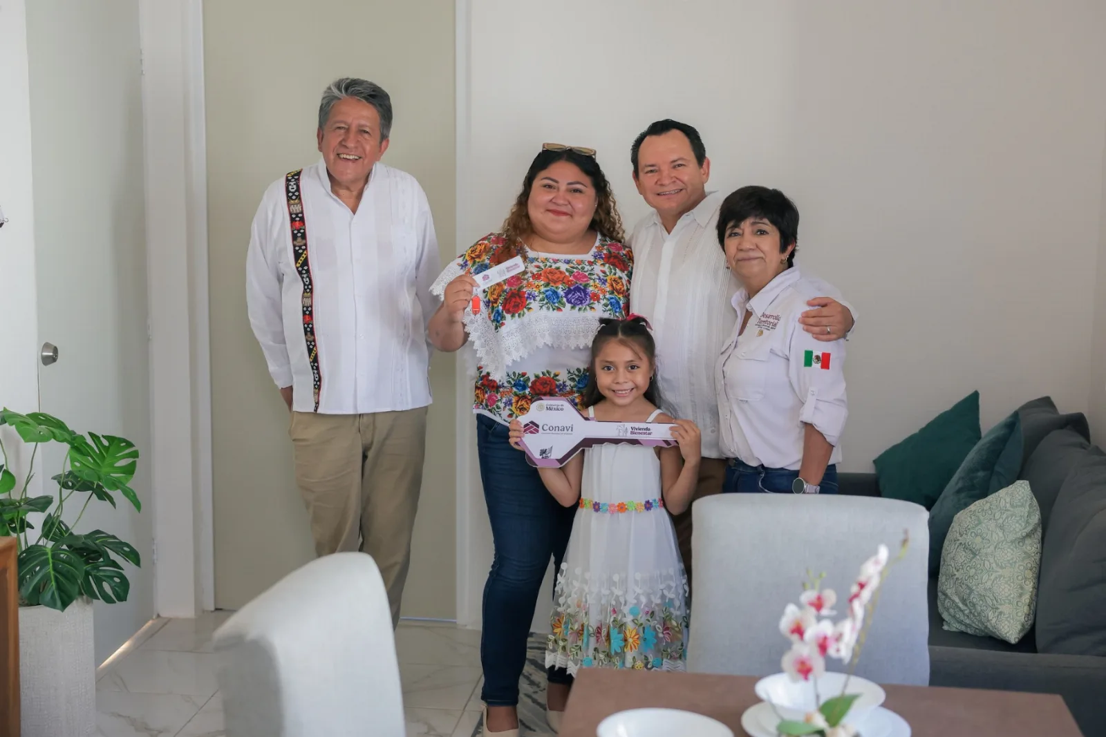 Yucatán avanza en meta de 10 mil viviendas; entregan primeras casas en Ciudad Caucel