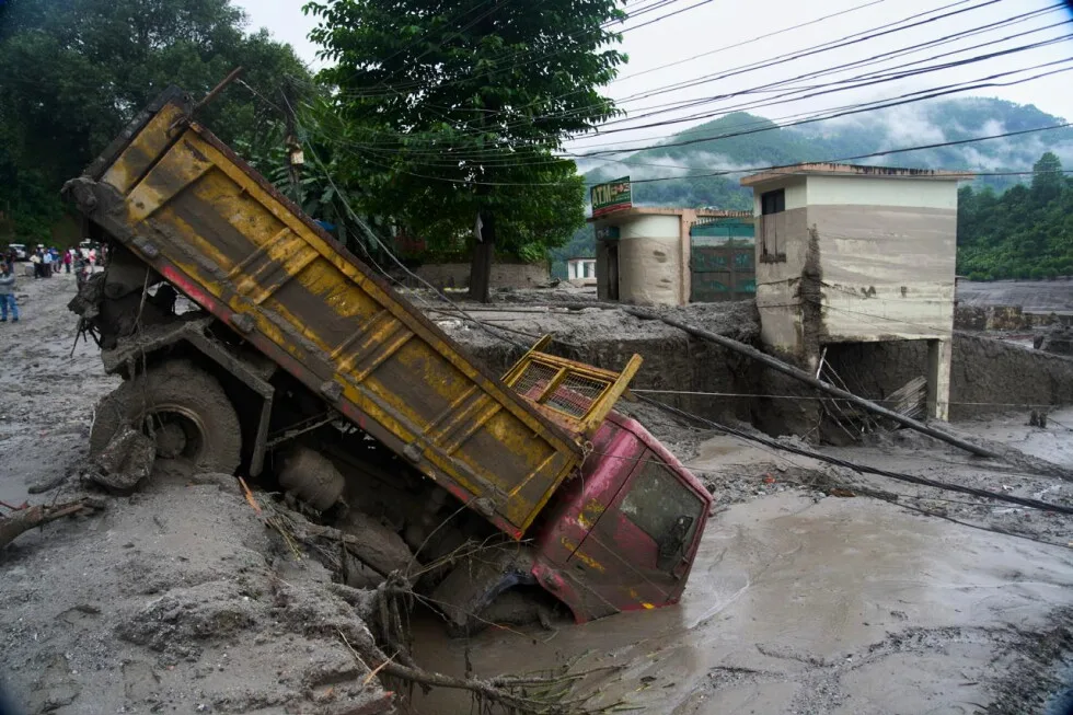 China restringe información sobre inundaciones que dejaron cientos de muertos en el Tíbet