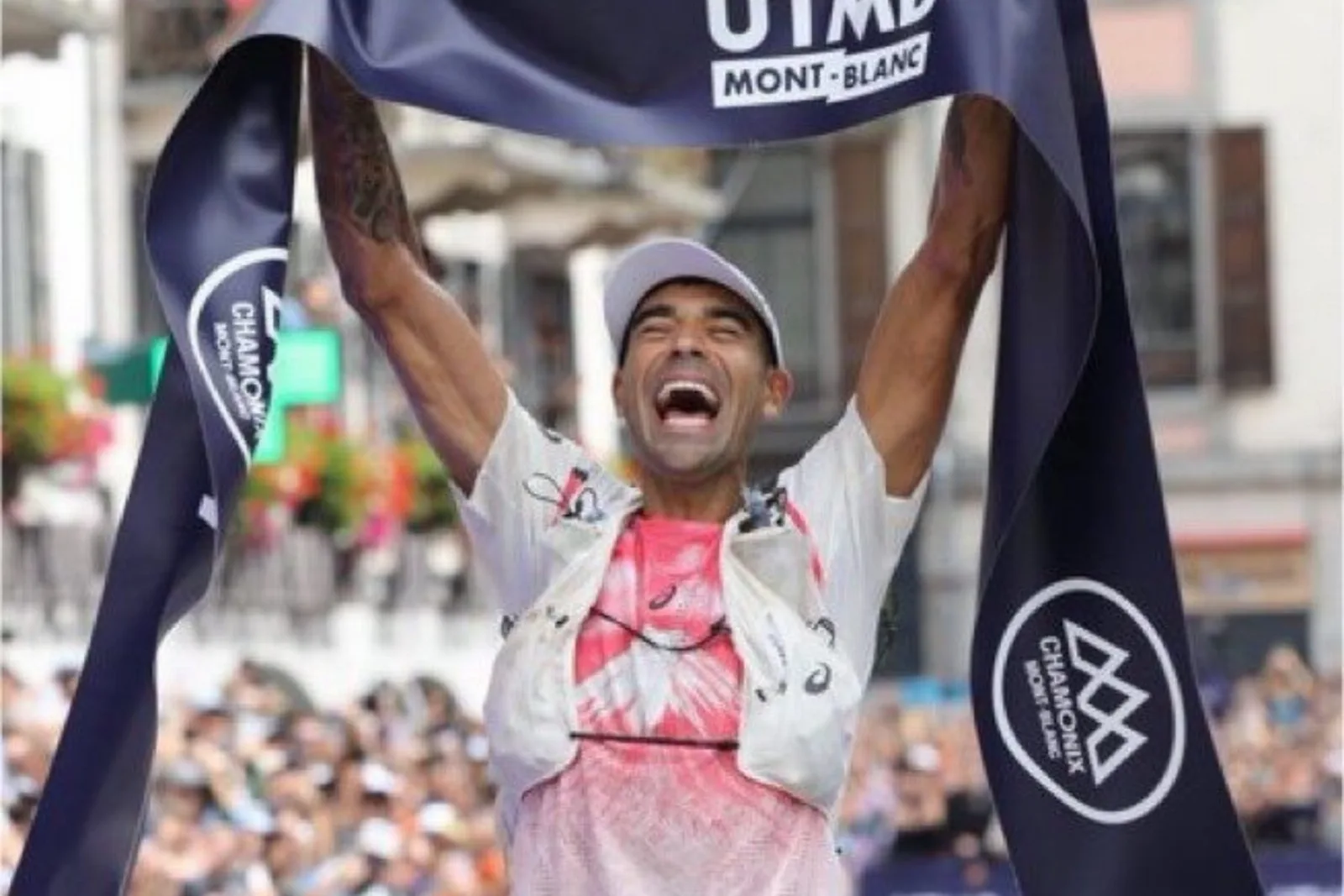 Ben Dhiman y Blandine L'Hirondel pulverizan los récords históricos del Ultra Trail du Mont Blanc