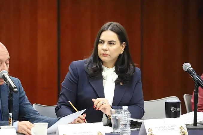 Senadora Karla Toledo acusa a Pemex de quebrar empresas de Carmen con sus adeudos