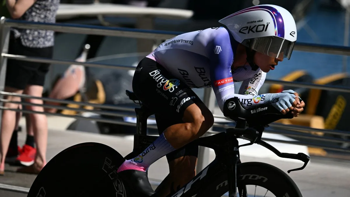 César Macías logra el octavo lugar en la etapa 17 de la Vuelta a España
