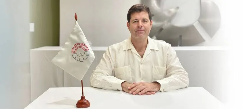Esteban Roche Rivero reconoce 40 años de La Revista y su aportación a Yucatán