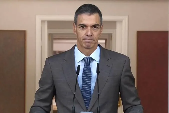 Pedro Sánchez disuelve el Parlamento y adelanta elecciones en España al 29 de noviembre
