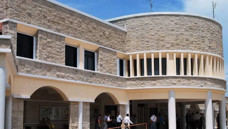Sindicato de la UQRoo anuncia paros escalonados en Chetumal en rechazo a controles de la rectoría