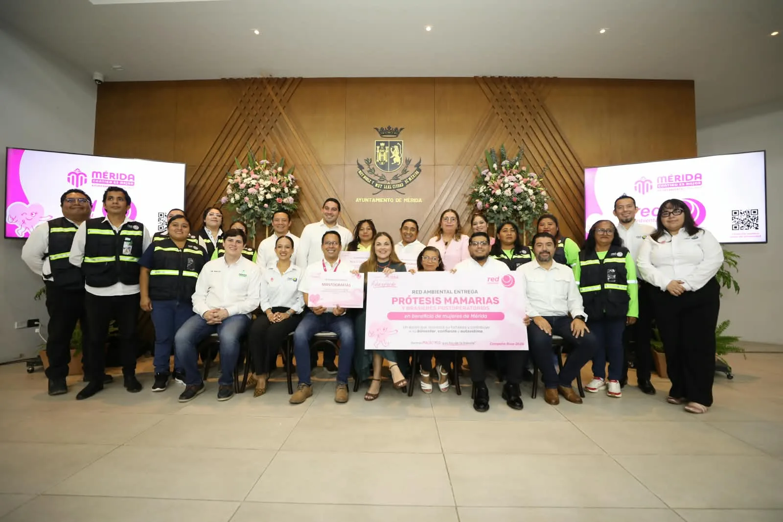 Cecilia Patrón suma esfuerzos para la prevención del cáncer de mama en comisarías de Mérida