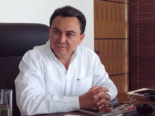 Liborio Vidal se somete a cateterismo programado en la Clínica de Mérida