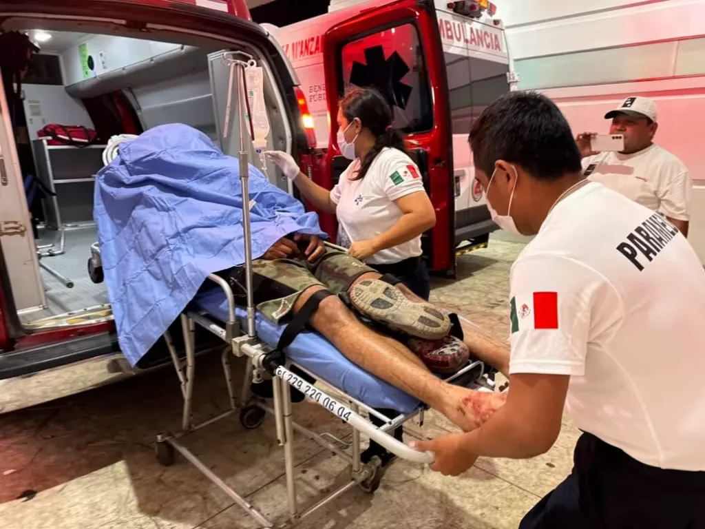 ¡Brutal ataque en Cancún! Joven recibe machetazo en la cabeza por defender a su hermano