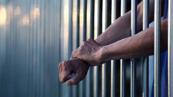 Hombre imputado por irrumpir, golpear y abusar sexualmente de una mujer en Pocoboch, Calotmul