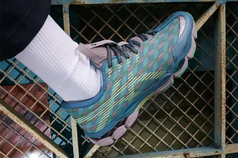 Kiko Kostadinov y ASICS lanzan dos coloridos del GEL-SJ33 el 23 de octubre