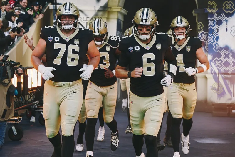 Los Pittsburgh Steelers vencen a los New Orleans Saints en el primer partido de la NFL en Francia