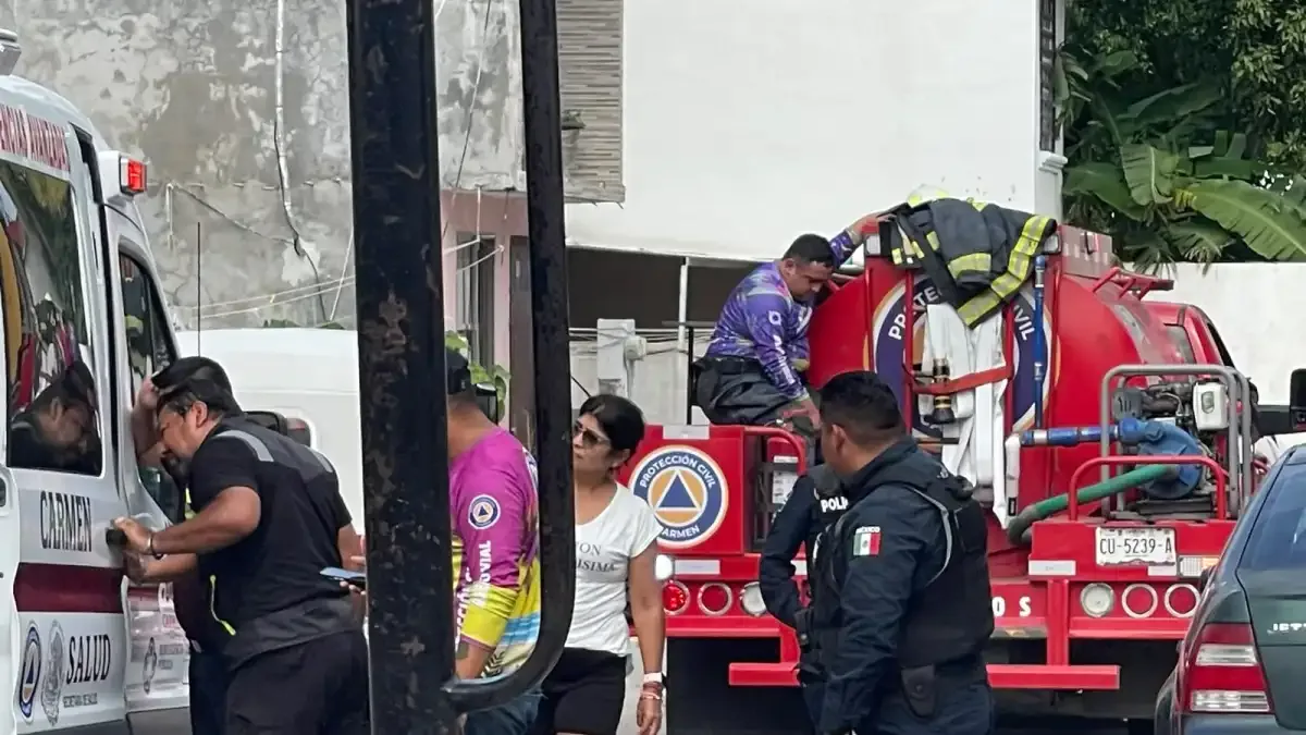 Presunta explosión por acumulación de gas moviliza a Protección Civil en Ciudad del Carmen