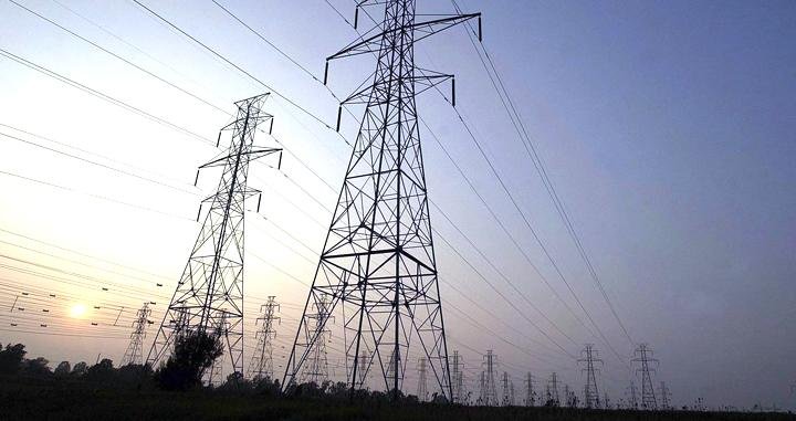 CFE preponderante en el mercado eléctrico