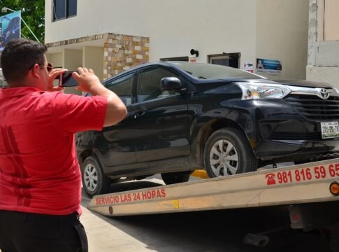 ENRIQUEciendo la noticia