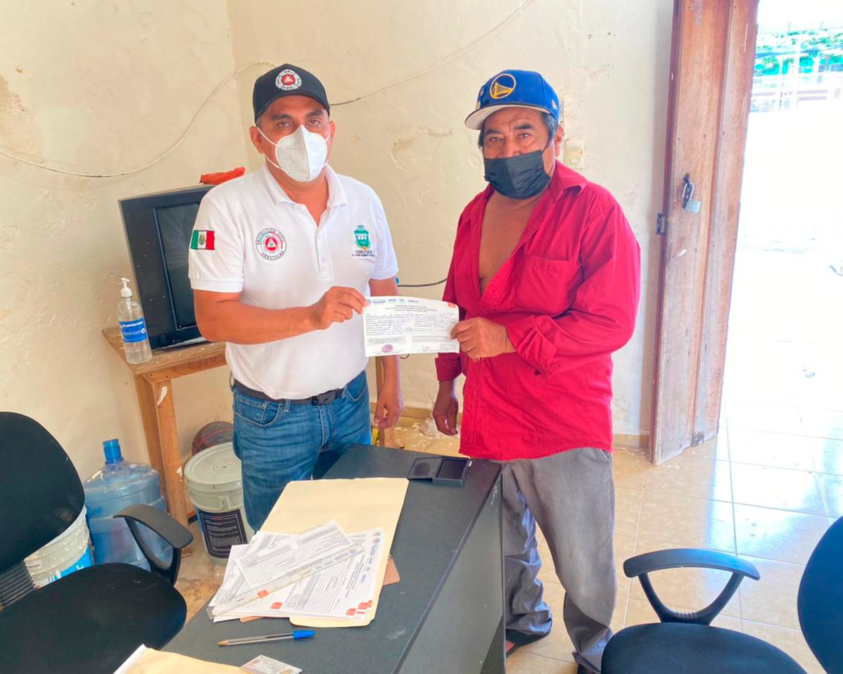 Proteccion Civil de Oxkutzcab, entrega permisos de quema