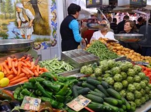 Ómicron hará que sigan subiendo precios de alimentos en el mundo