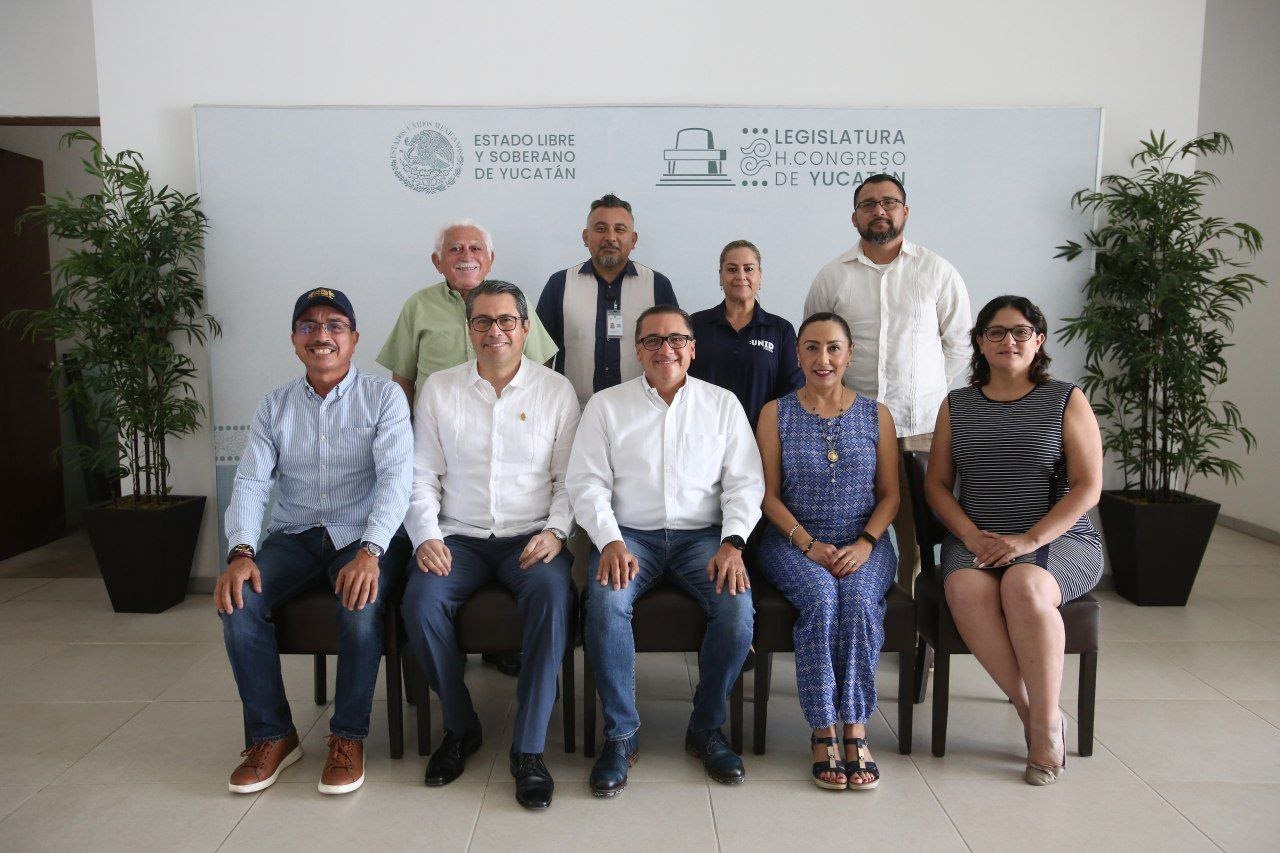 Invitan a universidades públicas y privadas a las actividades por los 200 años del Congreso del Estado