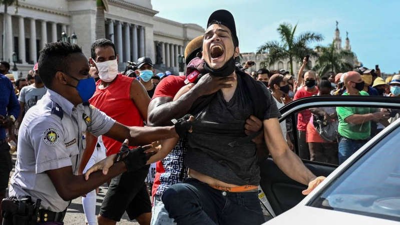 "Es ilícita y con carácter desestabilizador": el inédito "debate legal" en Cuba luego de que el gobierno prohibiera una marcha opositora