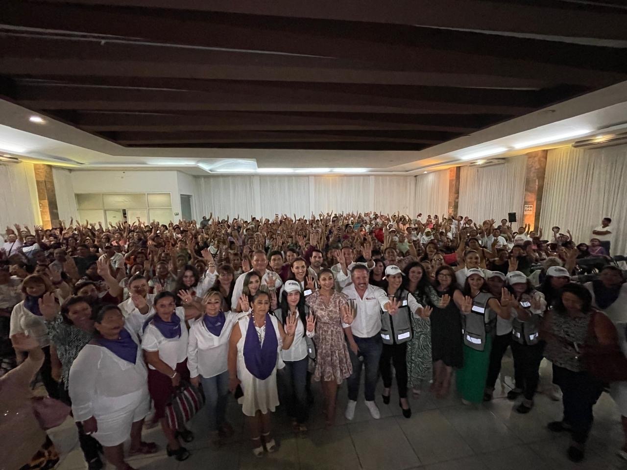 Mujeres de Yucatán se unen en apoyo a Claudia Sheinbaum “la candidata de la equidad y latransformación”