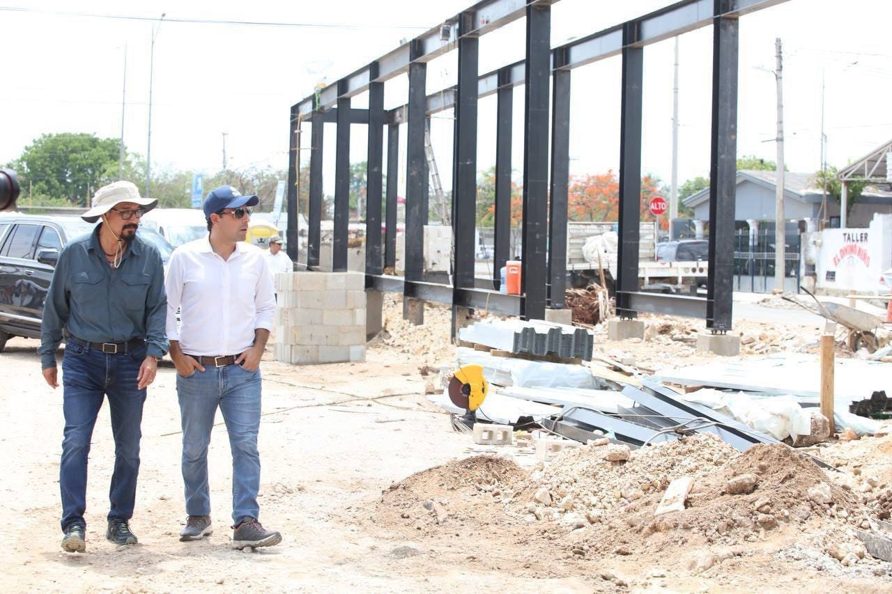 El gobernador Mauricio Vila Dosal constató avances en la construcción de los centros de transferencias multimodal en Yucatán