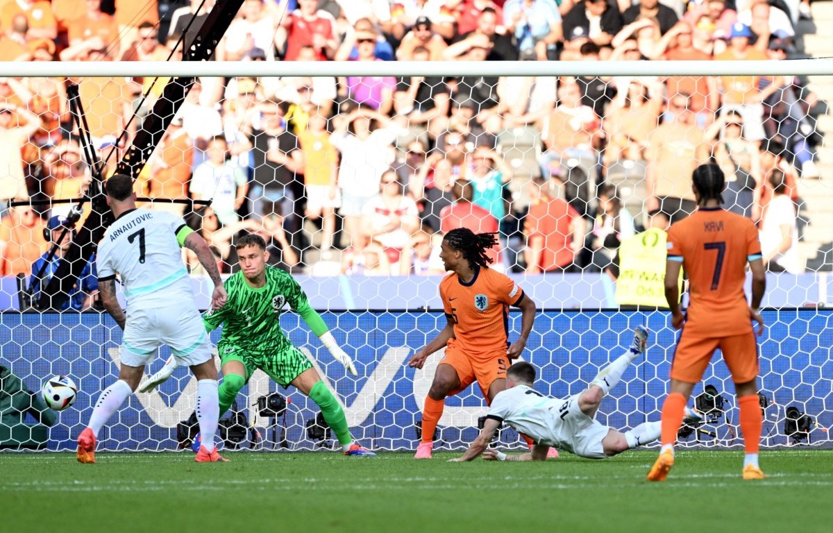 Austria sorprende y queda primero en el "grupo de la muerte" en la Eurocopa 2024