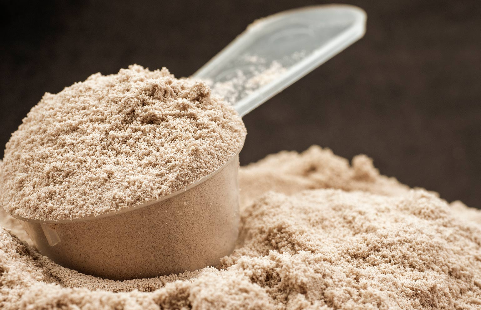 ¿Creatina o Proteína? Descubre el Suplemento Perfecto para tu Entrenamiento