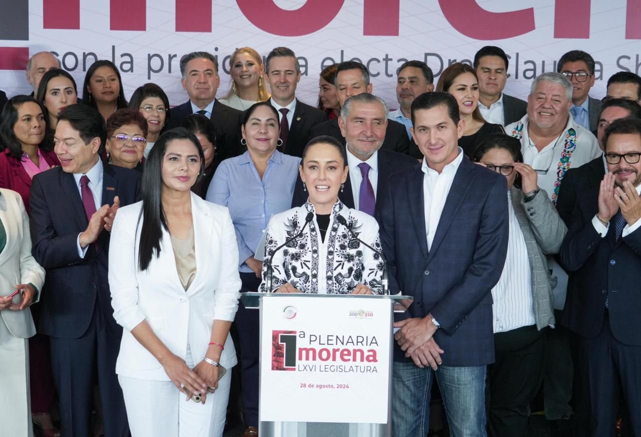 Claudia Sheinbaum celebra bancada histórica de Morena con 66 senadores y se proyecta hacia la mayoría calificada en el Senado