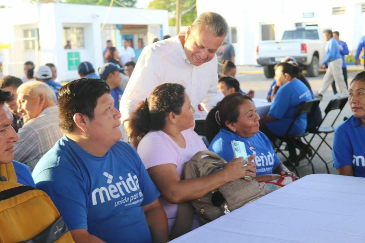 Alcalde Alejandro Ruz reconoce la labor de trabajadores de servicios públicos de Mérida y su impacto en la seguridad