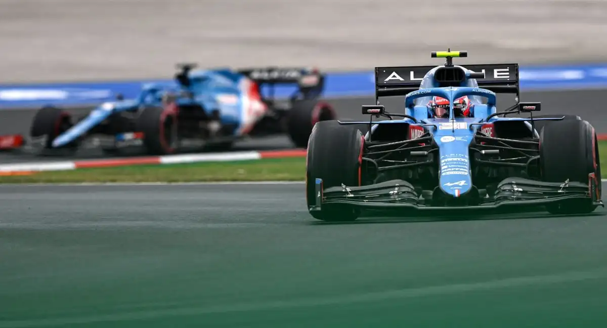 Honda y Alpine incumplen procedimientos en el límite de gastos de la F1, según la FIA"