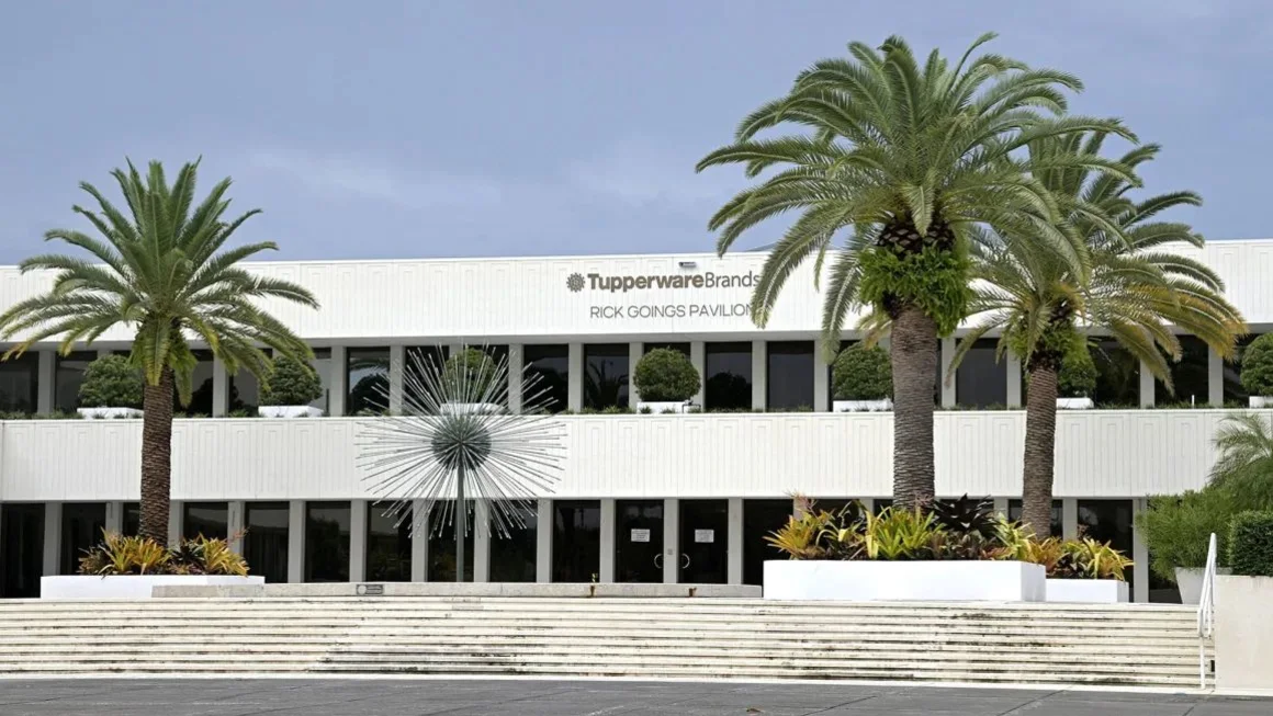 Tupperware se declara en quiebra tras 78 años de historia
