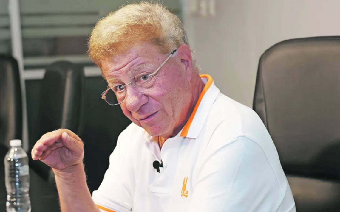 Carlos Alazraki critica a Claudia Sheinbaum por excluir al Rey de España de su toma de protesta