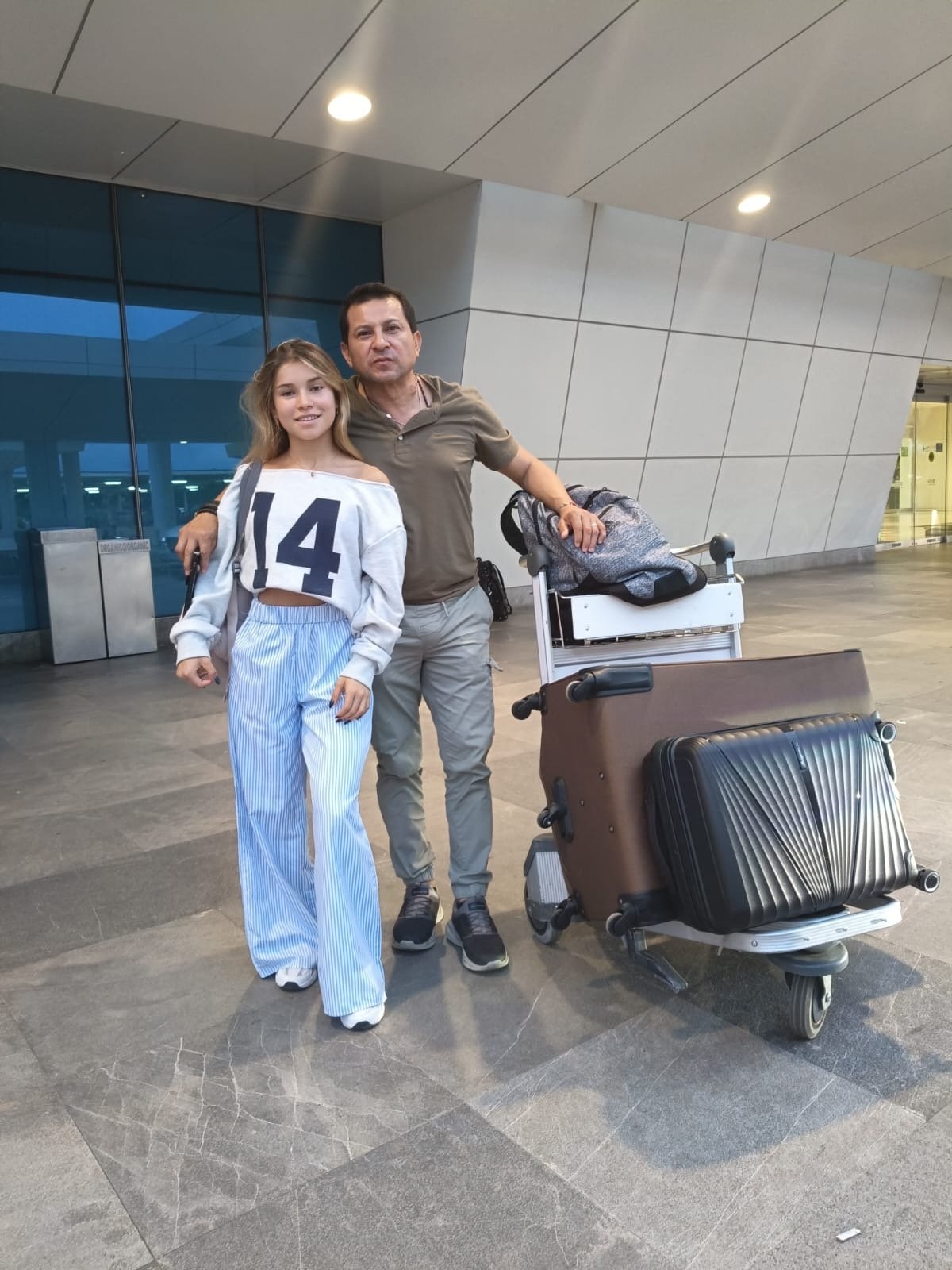 Ximena y Cuauhtémoc Ayala anunciados en Mejanes